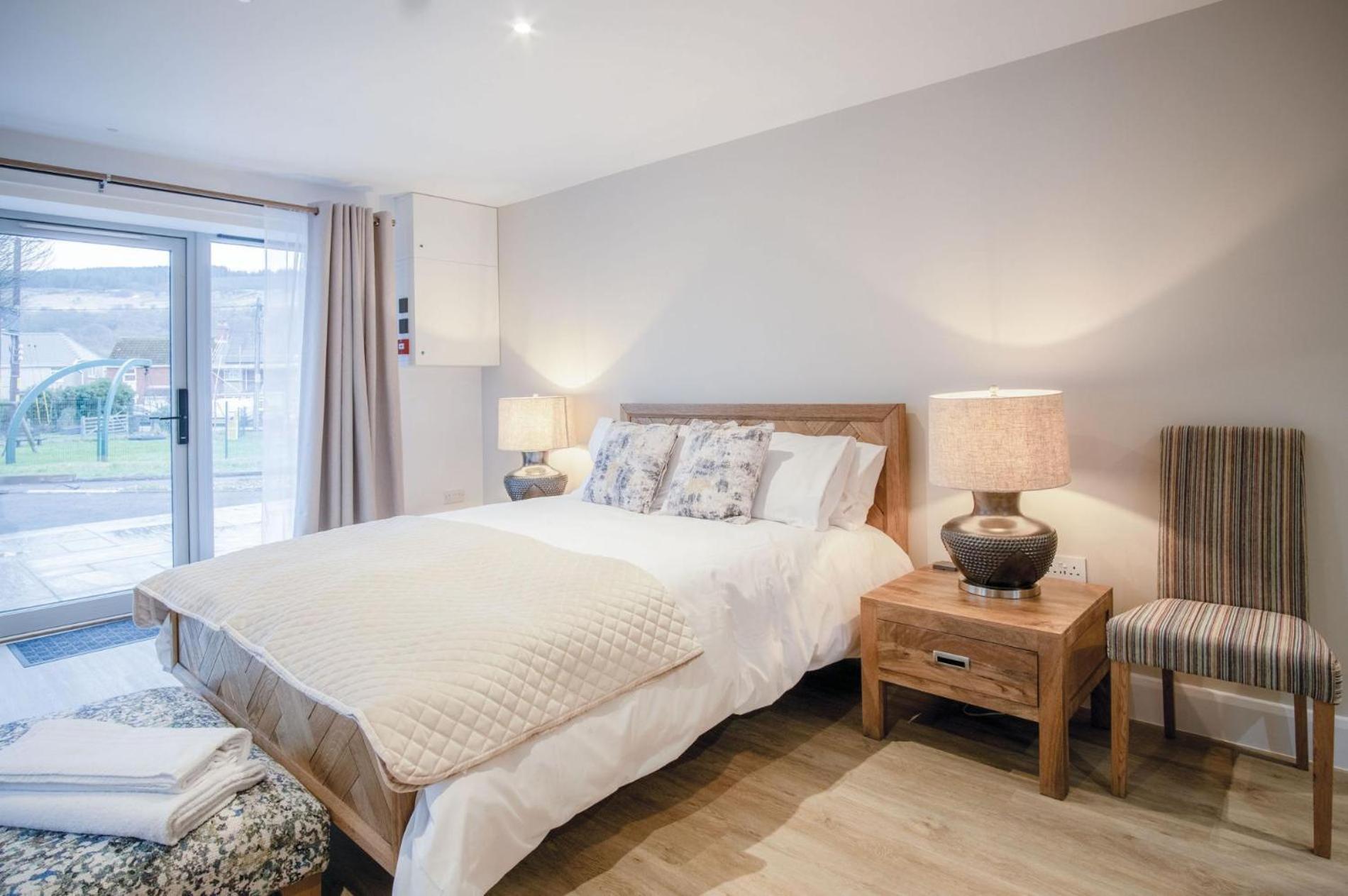 Suite 1 - Sleeping Giant Hotel - Pen Y Cae Inn بريكون المظهر الخارجي الصورة
